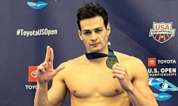 Денис Петрашов выиграл золото открытого чемпионата США по плаванию