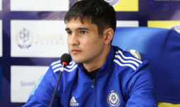 «Не считаю себя чистым мусульманином». Футболист сборной Казахстана рассказал о своем отношении к исламу