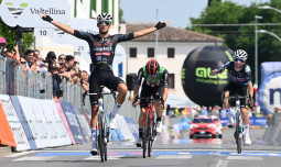 Итальянский гонщик «Астаны» стал 56-м по итогам «Тура Алулы»