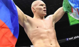 Боец из Узбекистана получил бонус после победы нокаутом на турнире UFC