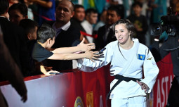 Казахстан завоевал историческую золотую медаль на Grand Slam в Астане